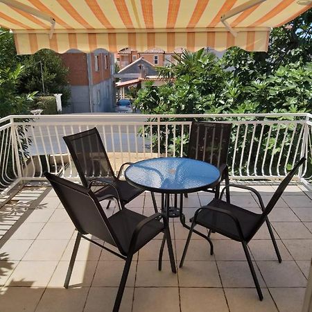 Apartmani Ana Tribalj Exterior foto